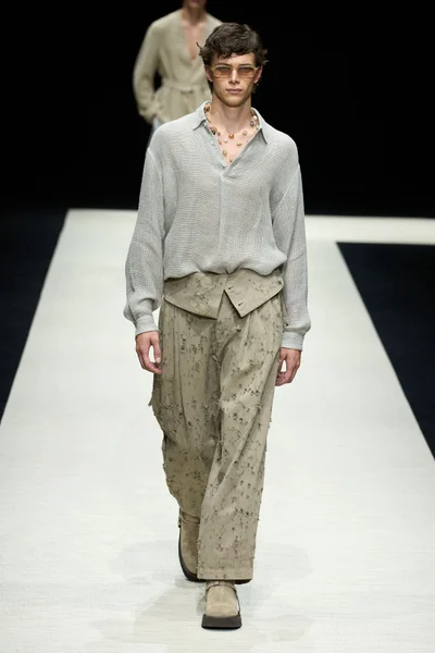 Look 40